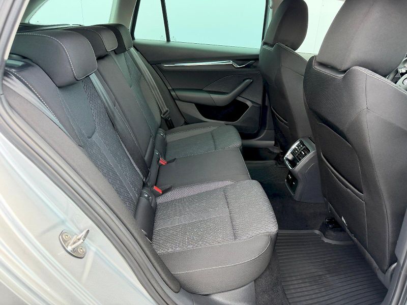 Škoda Octavia (2022) Combi 1.5 TSI 110kW Style Plus - fotka 26 z 35