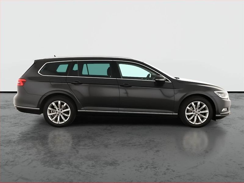 Volkswagen Passat (2018) 2.0 TDI, Kůže, Tempomat - fotka 6 z 21