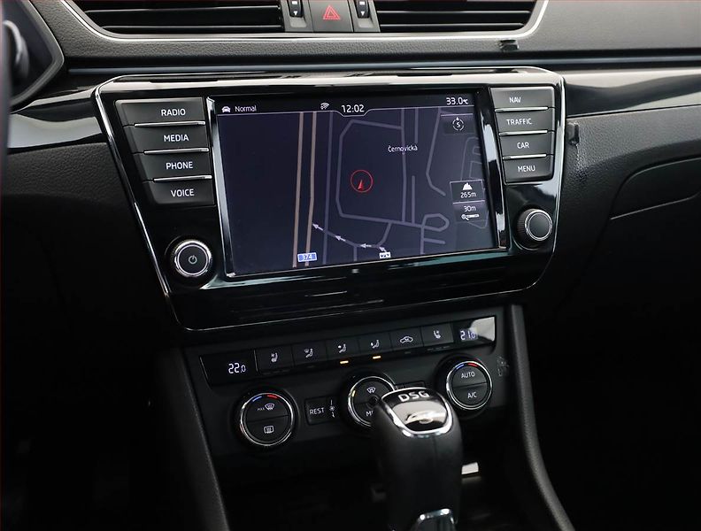 Škoda Superb (2017) 2.0 TDI, 4X4, Automat - fotka 10 z 21