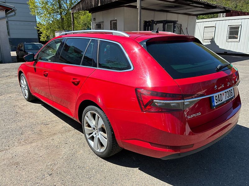 Škoda Superb 2.0 TDi 147 kW-FACE LIFT-STYLE - fotka 5 z 29