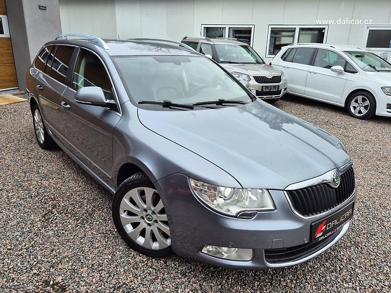 Škoda Superb (2012) 2.0TDi 125KW ELEGANCE XENON - fotka 4 z 50