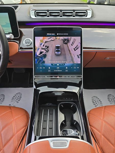 Mercedes-Benz Třídy S S500 4Matic L - fotka 21 z 37