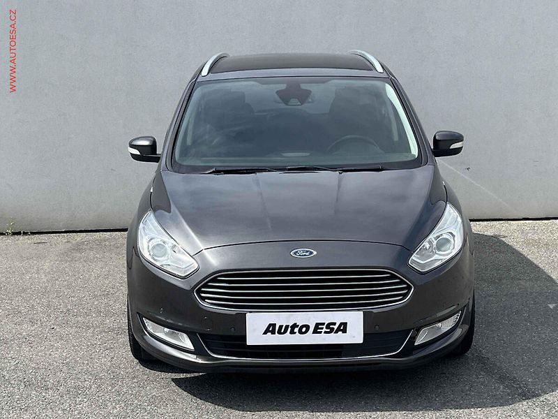 Ford Galaxy (2016) 2.0 TDCi 7míst, Titanium, AT - fotka 2 z 13