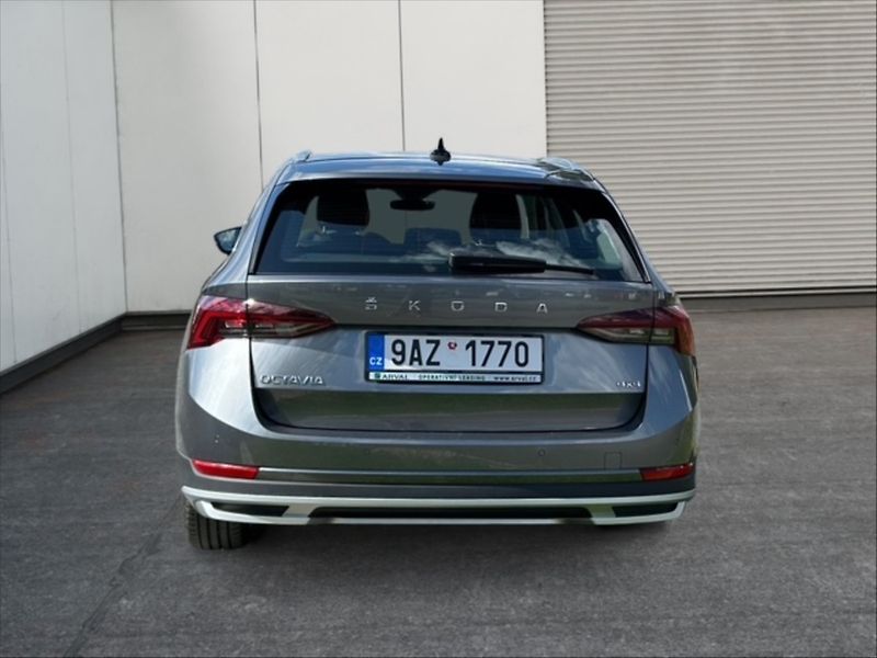 Škoda Octavia 2,0 TDI 147 Scout 4x4 AT - fotka 5 z 11