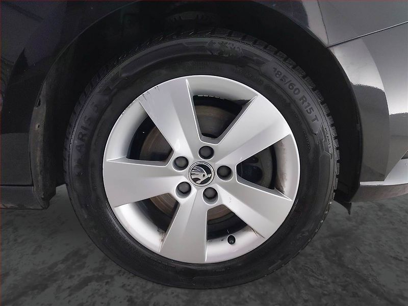 Škoda Fabia (2018) Ambition 1.0 TSI - fotka 15 z 17