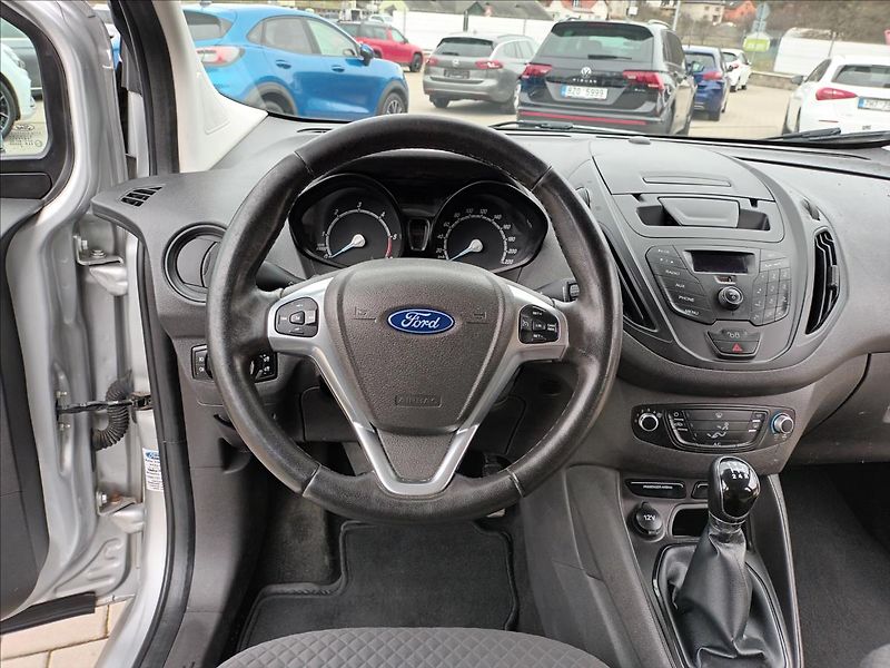 Ford Tourneo Courier 1,5 TDCI,ČR,SERVISKA,ROZVODY - fotka 12 z 37