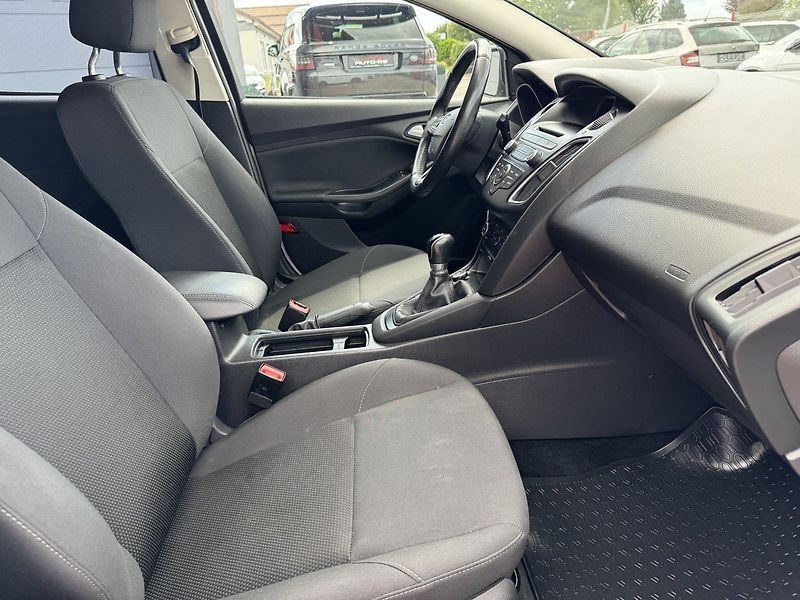 Ford Focus (2016) 1.6i Ti-VCT Klima Winter Paket - fotka 17 z 50