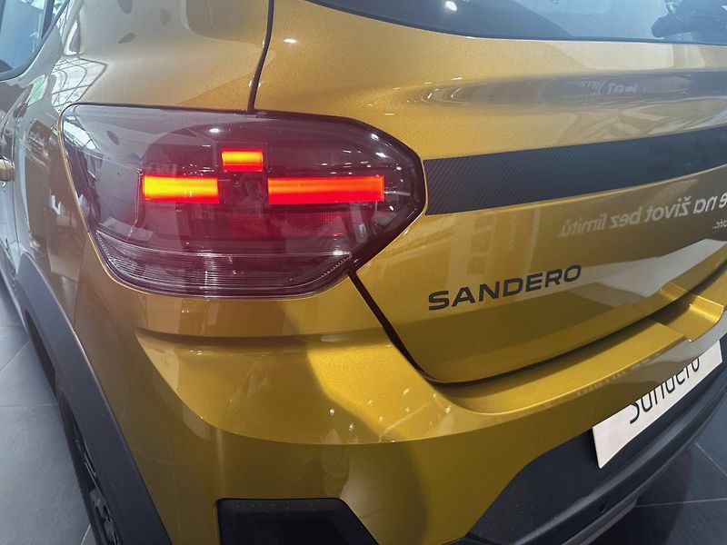 Dacia Sandero (2026) Stepway Extreme TCe 110 - Ostr - fotka 14 z 16