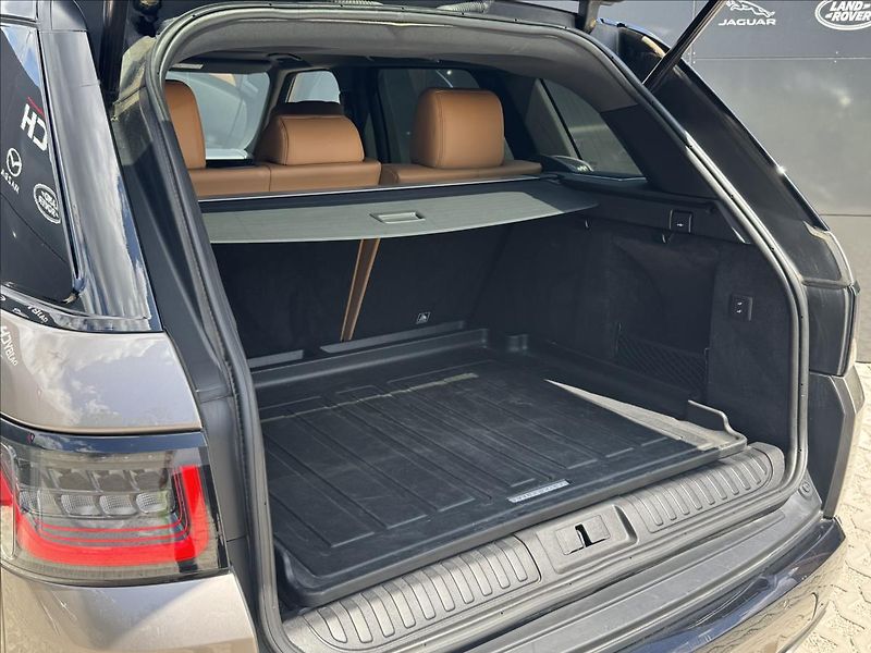 Land Rover Range Rover Sport 3,0 D300 HSE Dynamic AT DPH - fotka 14 z 37