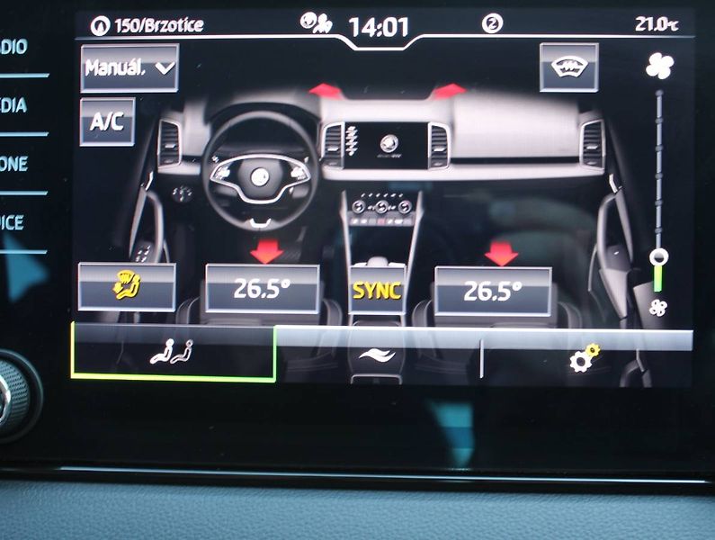 Škoda Karoq (2022) 1.5 TSI 110 kW LED manuál - fotka 19 z 35