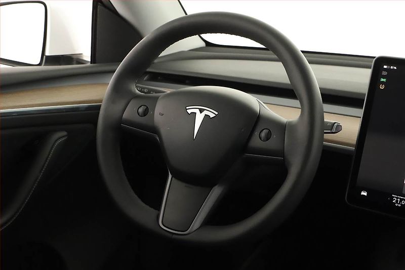Tesla Model Y (2023) Long Range AWD 79kWh, SoH 92% - fotka 8 z 19