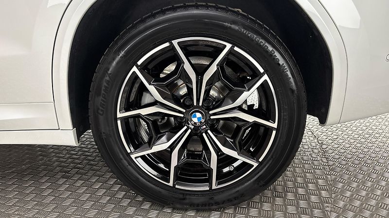 BMW X3 20d AUT xDrive M-paket - fotka 19 z 34