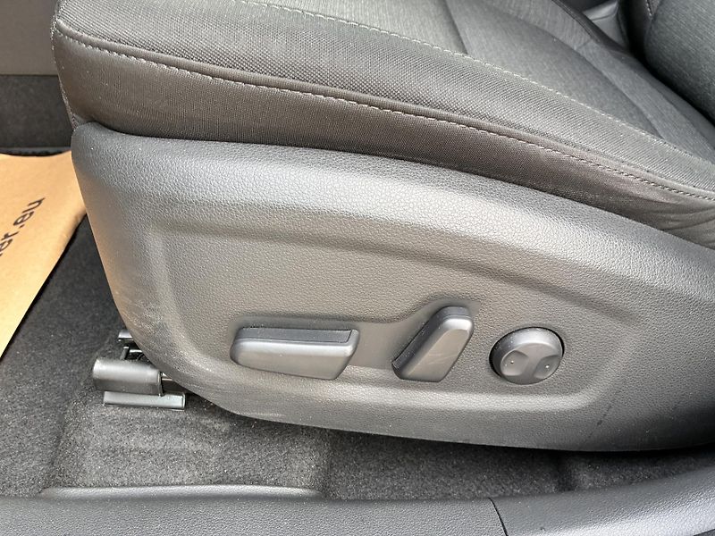 Hyundai Kona 65kWh-150KW POWER REZERVACE - fotka 12 z 45