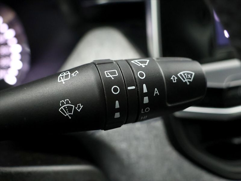 Jeep Compass 1,3 MultiAir 96kW Night Eagle - fotka 21 z 40