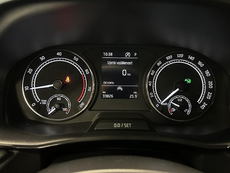 Škoda Fabia (2022) 1.0TSi DSG Style LED SmartLink - fotka 16 z 28