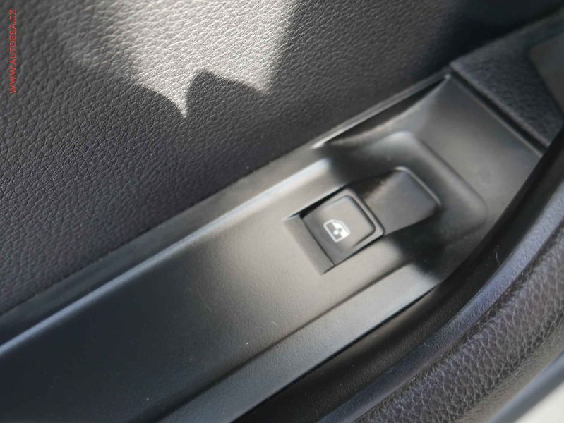 Škoda Superb (2016) 2.0TDi 4x4, ČR, Ambition - fotka 12 z 21