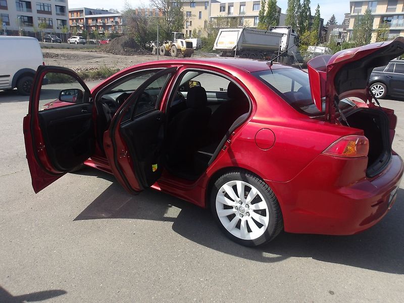 Mitsubishi Lancer 2,0D-iD 103kW ČR! Po rozvodech - fotka 23 z 28