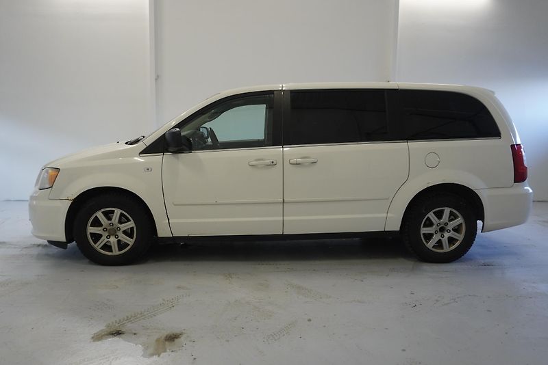 Chrysler Town & Country 3.6i TOWN&COUNTRY  4X4 AUTOMAT - fotka 5 z 36