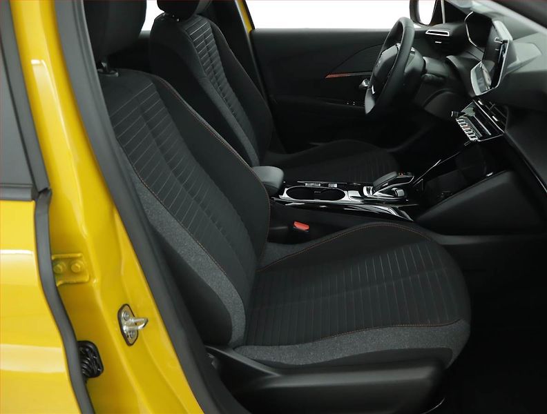 Peugeot 208 (2021) 50 kWh, SoH 89%, Automat - fotka 9 z 19