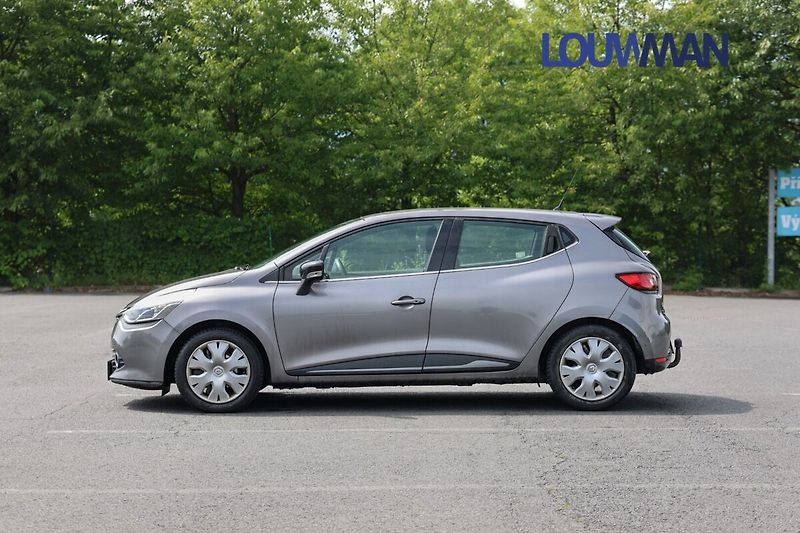 Renault Clio 1.2 16V - fotka 3 z 24