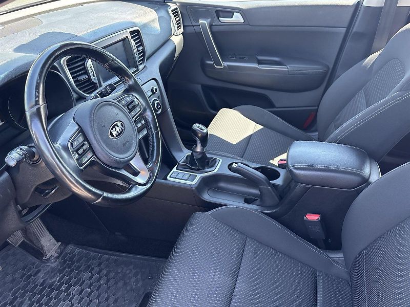 Kia Sportage (2016) 2.0 CRDi 4x4 TOP - fotka 7 z 27