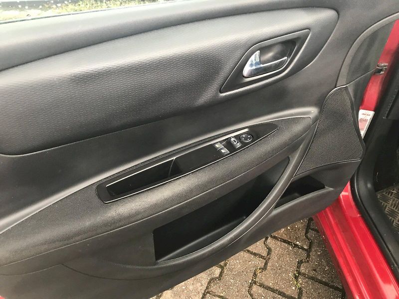 Citroën C4 (2011) 1,4 16V - fotka 12 z 20