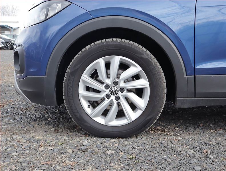 Volkswagen T-Cross (2023) 1.0 TSI, Navi, Park. senzory - fotka 15 z 19
