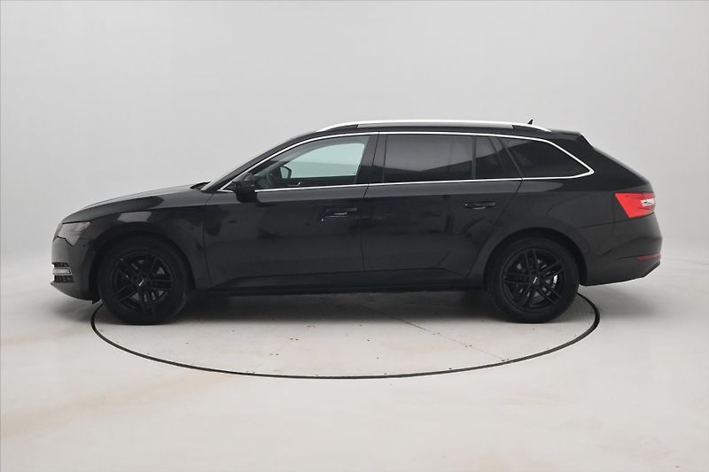 Škoda Superb 2,0 TDI 110 kW DSG Style Záruk - fotka 8 z 32