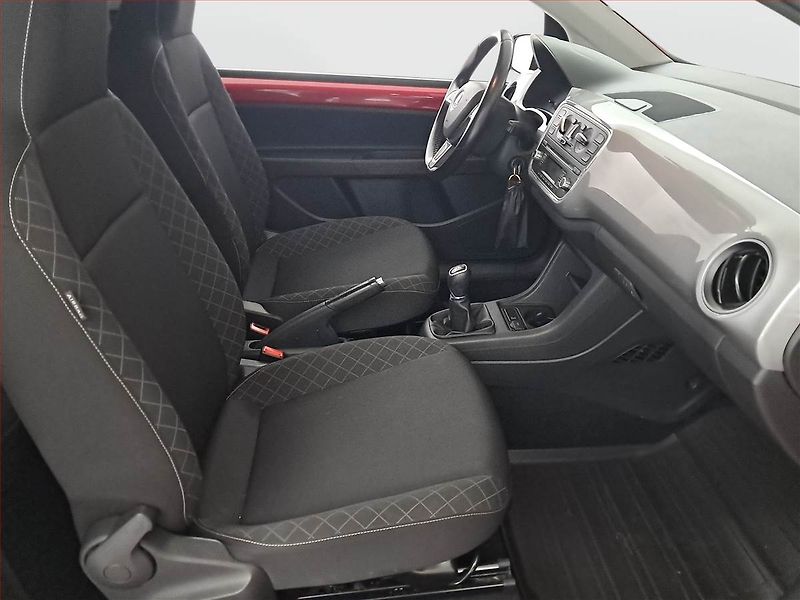 Škoda Citigo (2016) Ambition 1.0 MPI - fotka 9 z 15