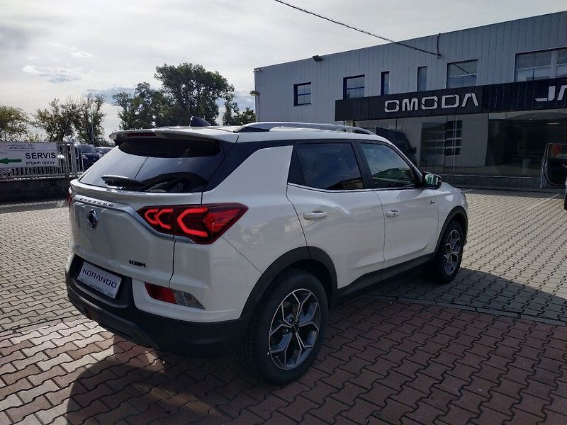 KGM Korando 1.5T, SMART,2WD, AT, SKLADEM - fotka 5 z 35
