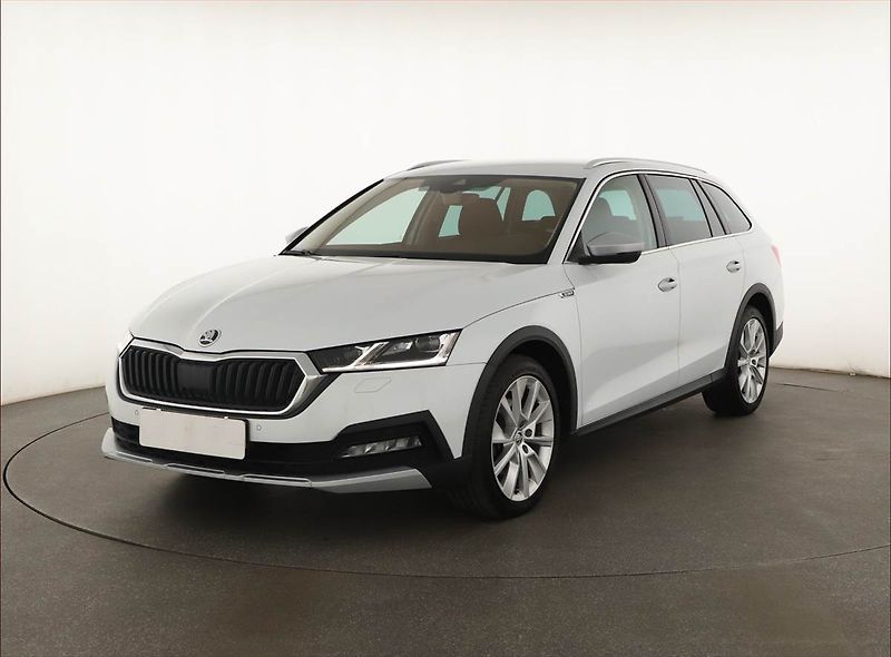 Škoda Octavia (2022) Scout 2.0 TDI - fotka 2 z 20