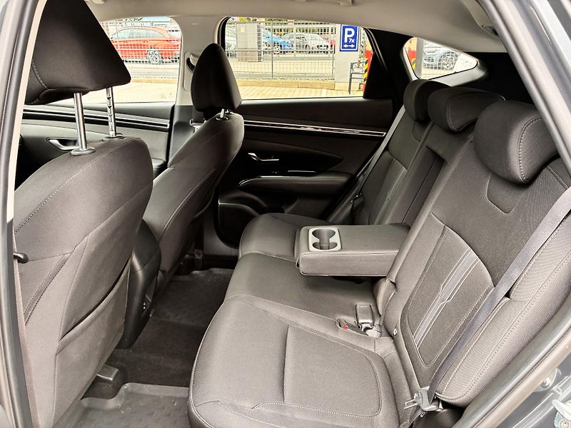 Hyundai Tucson 1.6T-GDi 110kW REZERVACE - fotka 14 z 36