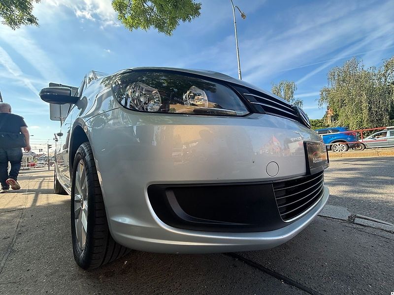 Volkswagen Touran 1.4TSi/2013/7MÍST,MAN6,103kW-Z - fotka 13 z 55