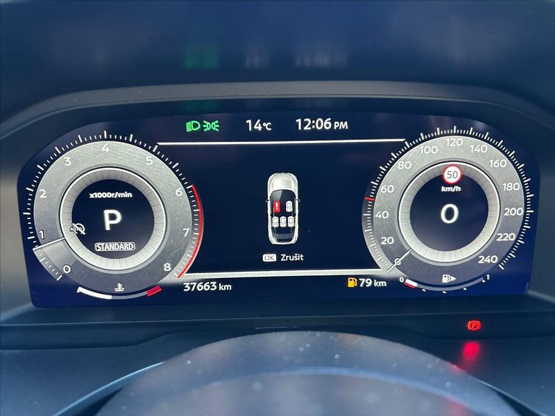 Nissan Qashqai 1,3 DIG-T  X-Tronic N-Connecta - fotka 16 z 29