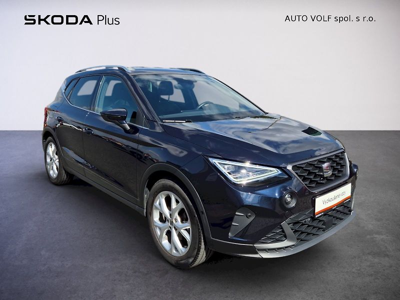 Seat Arona (2022) FR 1.0 TSI 81 kW 6°manuální - fotka 6 z 33