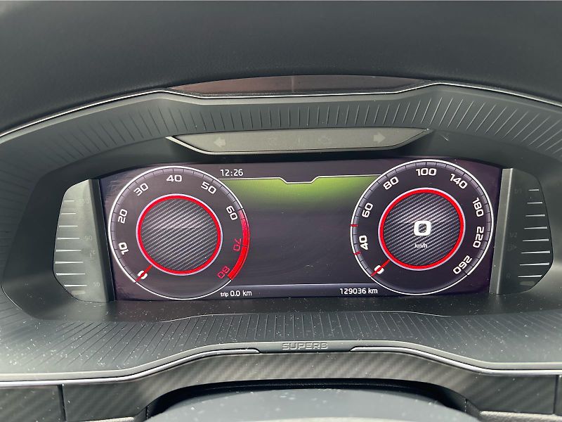 Škoda Superb 2.0TSi 206 kW SPORTLINE 4X4 DS - fotka 12 z 30