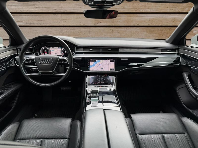 Audi A8 (2021) +60TFSi+LONG+S-LINE+po servise - fotka 23 z 25