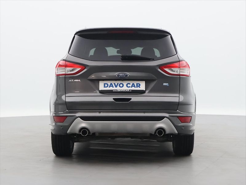 Ford Kuga 2,0 TDCi 132kW 4x4 Titanium - fotka 6 z 35