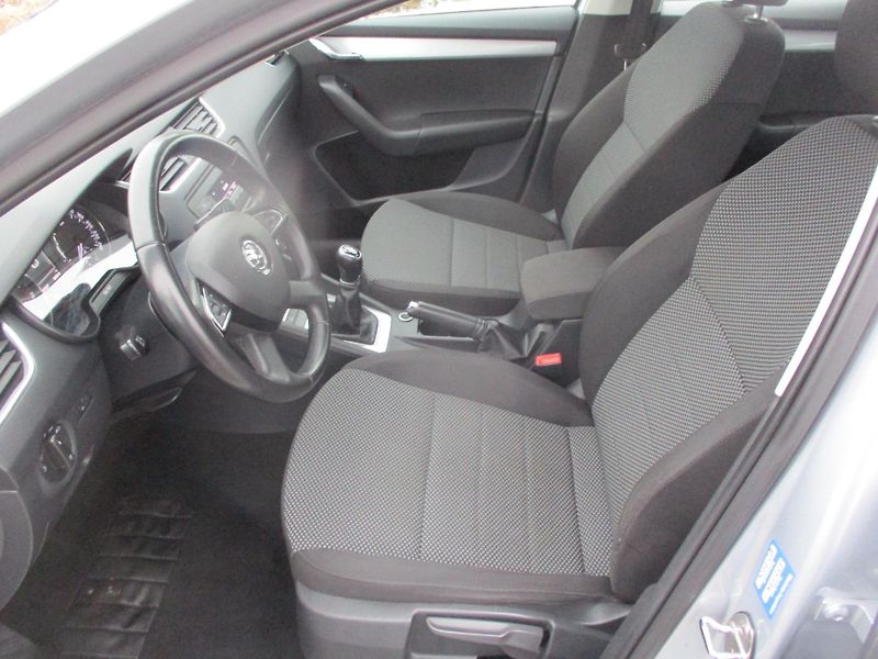 Škoda Octavia 1.2 TSi AMB*SERVIS*L+Z PNEU - fotka 13 z 40