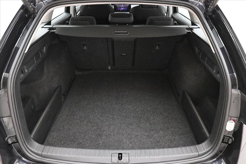 Škoda Octavia 2,0 TDI 110 KW DSG TAŽNÉ Záruk - fotka 10 z 31
