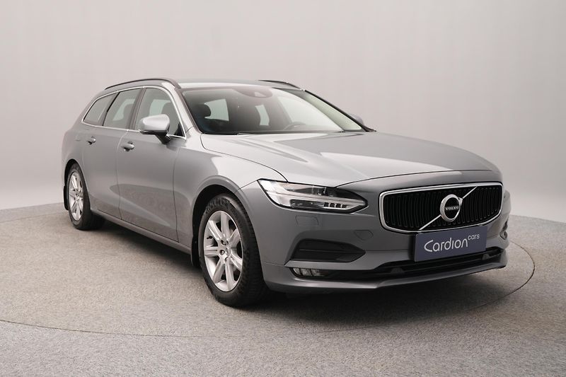 Volvo V90 D4 MOMENTUM PRO  - fotka 12 z 52