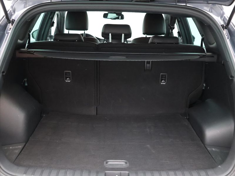 Hyundai Tucson 1,6 T-GDI 130kW 4x4 - fotka 10 z 34