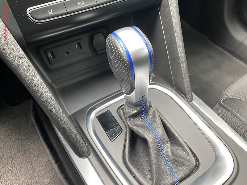 Renault Mégane (2018) 1.6TCe, GT Line, AT - fotka 15 z 17
