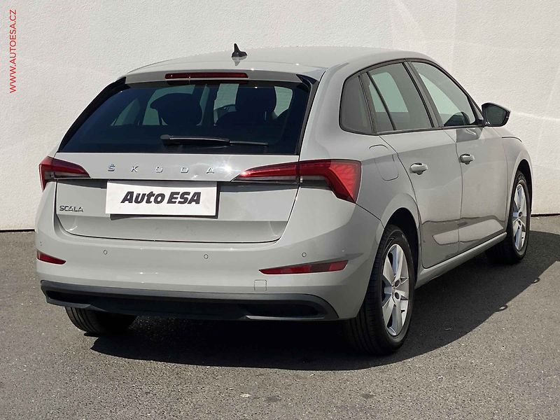 Škoda Scala (2019) 1.0 TSi, 1.maj,ČR, Ambition - fotka 4 z 19