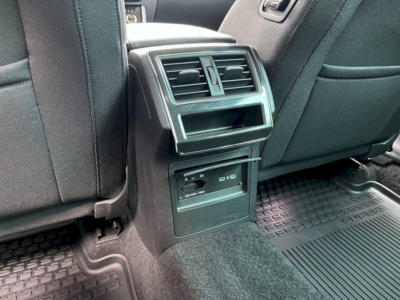 Škoda Superb (2023) 2.0 TDI 110kW DSG Style Plus c - fotka 27 z 36