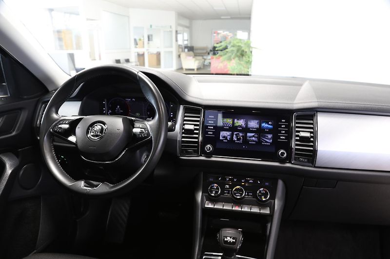 Škoda Kodiaq (2023) 2.0TDI DSG Display 7Míst Tažné - fotka 20 z 26