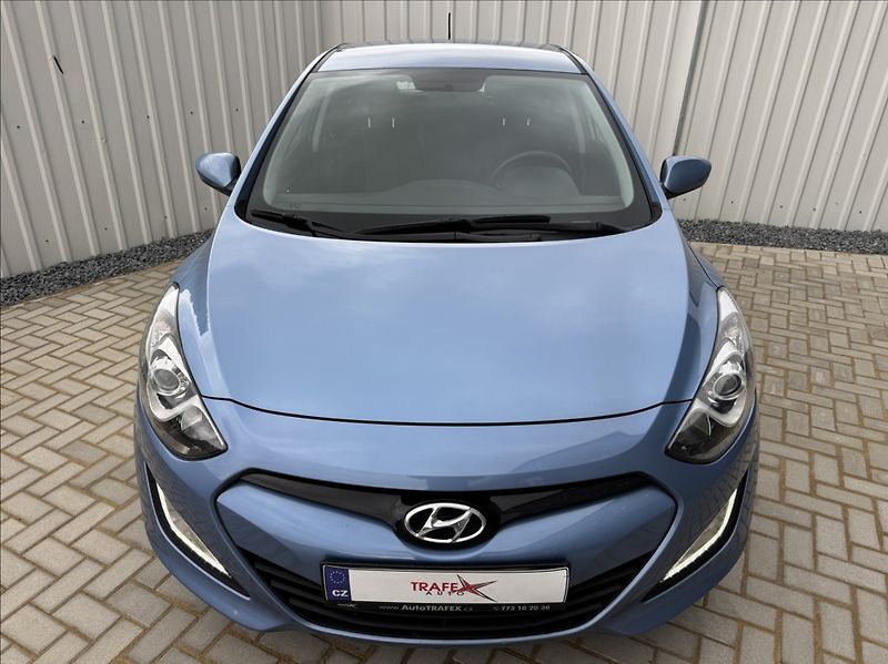 Hyundai i30 1,4 i 73kW ALU klima původ ČR - fotka 6 z 50
