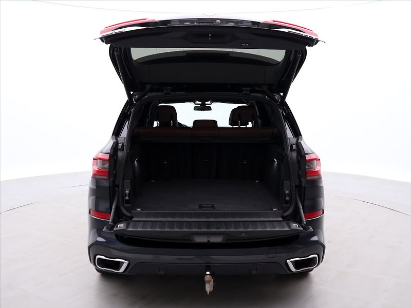 BMW X5 3,0 40d Xdrive AT Pano DPH - fotka 9 z 54