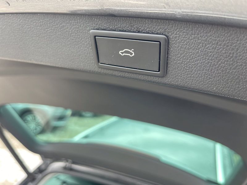 Škoda Superb (2024) 2.0 TDI 110kW DSG Style Plus c - fotka 31 z 35
