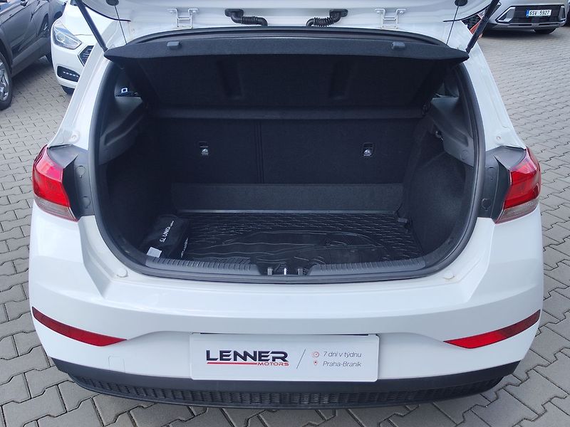 Hyundai i30 1.5i/81kW Start - fotka 9 z 25